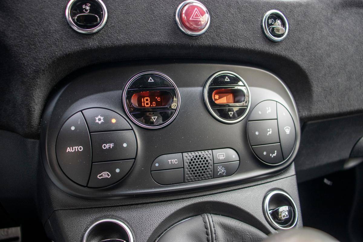 abarth-695-2023-gasolina-1368cc