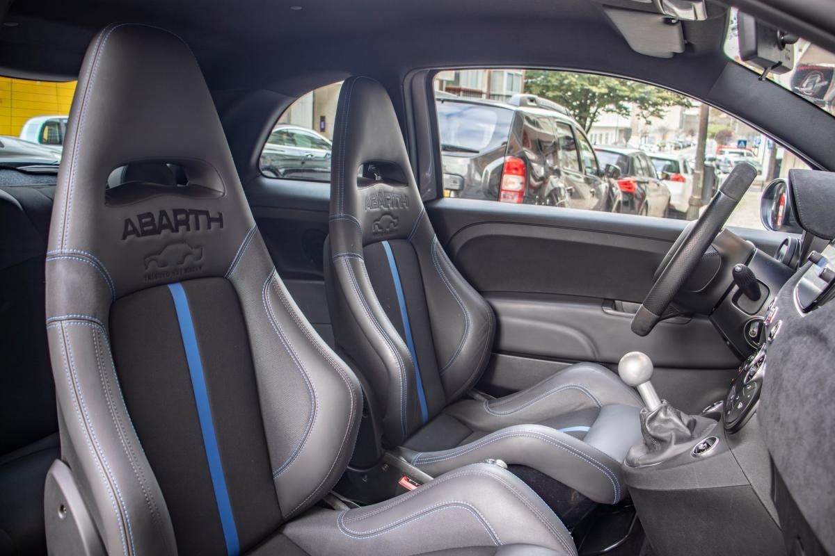 abarth-695-2023-gasolina-1368cc