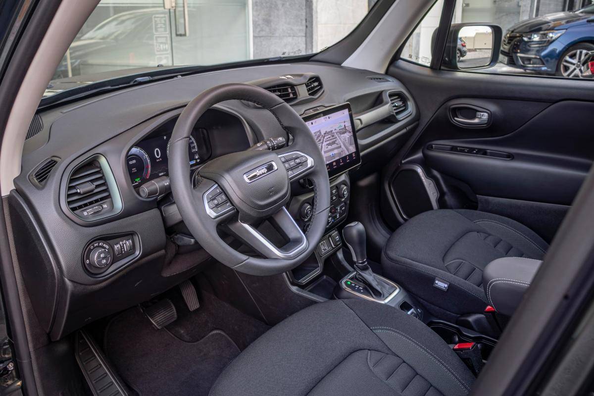 jeep-renegade-2025-gasolina-1469cc