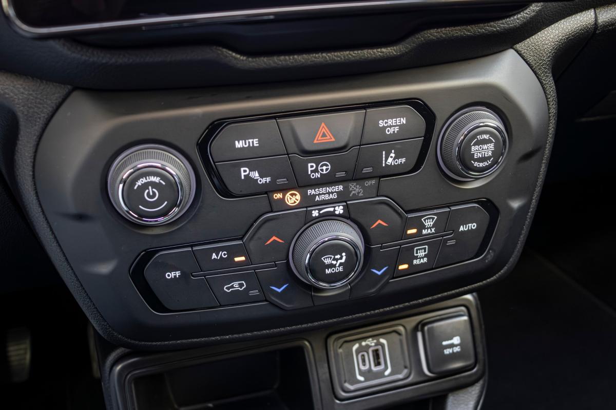 jeep-renegade-2025-gasolina-1469cc