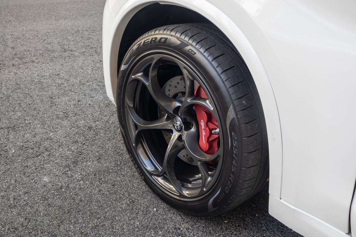 alfa-romeo-stelvio-2018-gasolina-2891cc