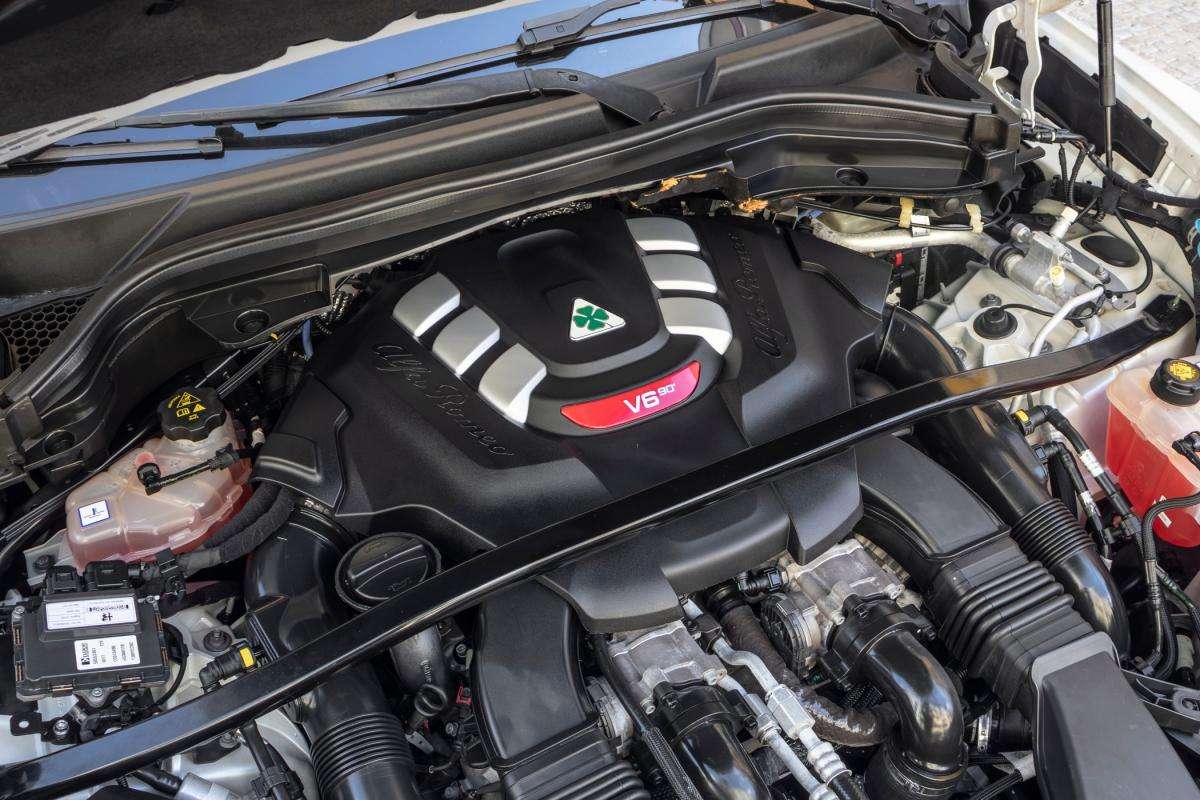 alfa-romeo-stelvio-2018-gasolina-2891cc