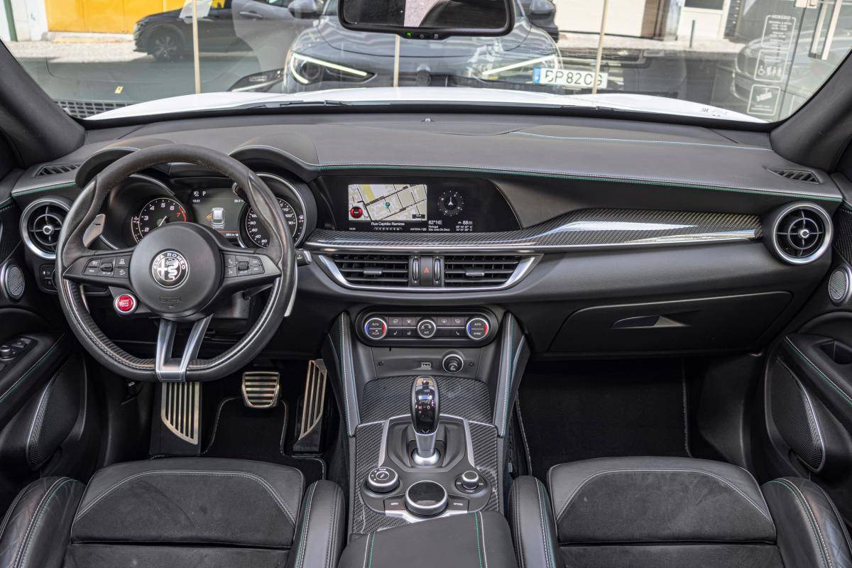 alfa-romeo-stelvio-2018-gasolina-2891cc