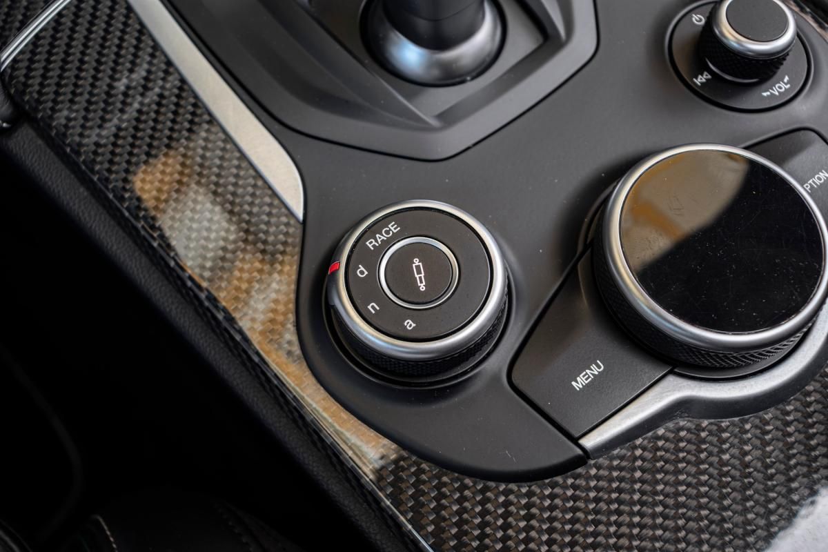 alfa-romeo-stelvio-2018-gasolina-2891cc