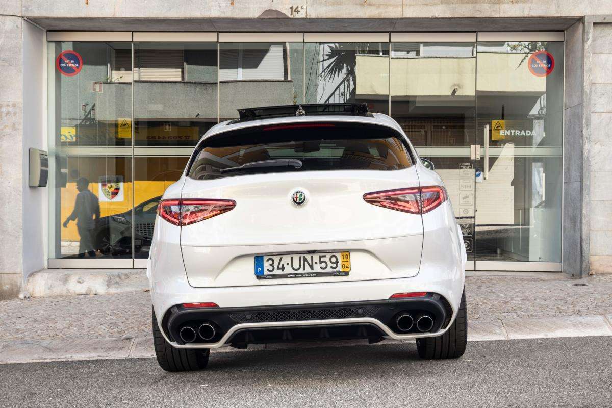 alfa-romeo-stelvio-2018-gasolina-2891cc
