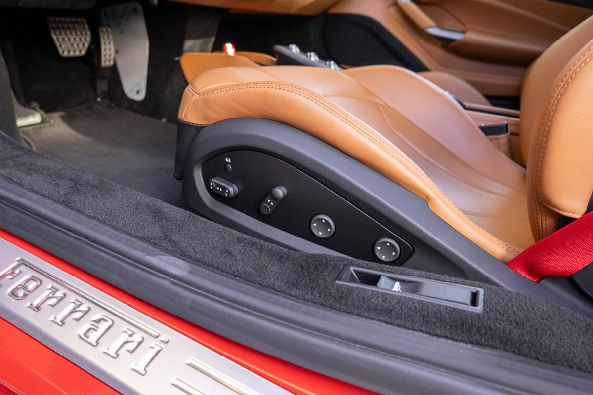 ferrari-f8-tributo-2021-gasolina-3902cc