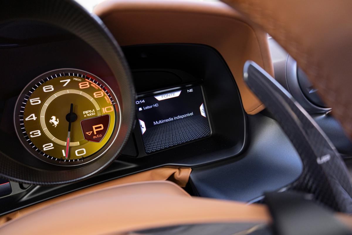 ferrari-f8-tributo-2021-gasolina-3902cc