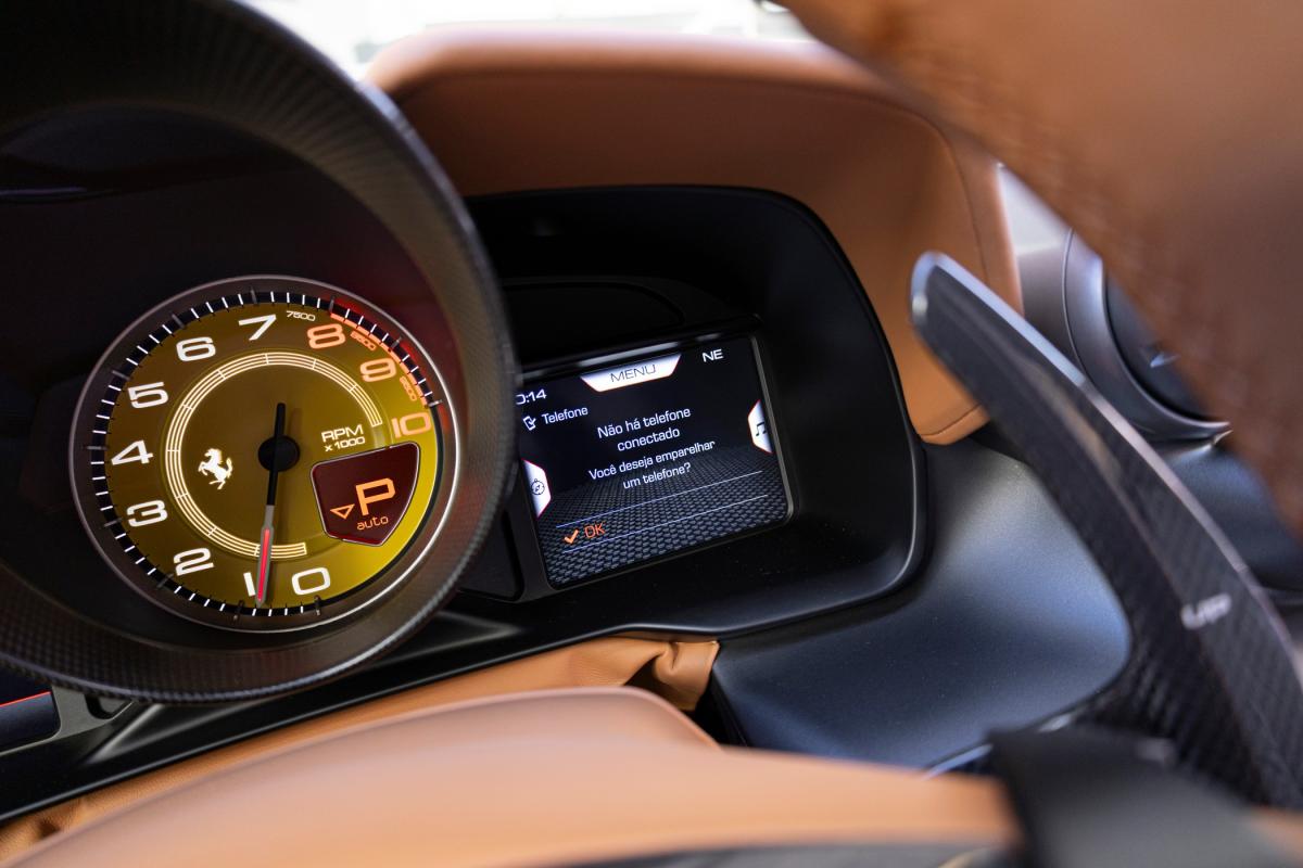 ferrari-f8-tributo-2021-gasolina-3902cc