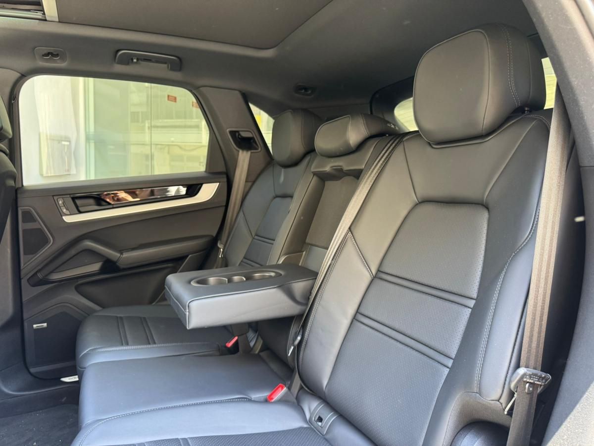 porsche-cayenne-2024-hibrido-a-gasolina-2995cc