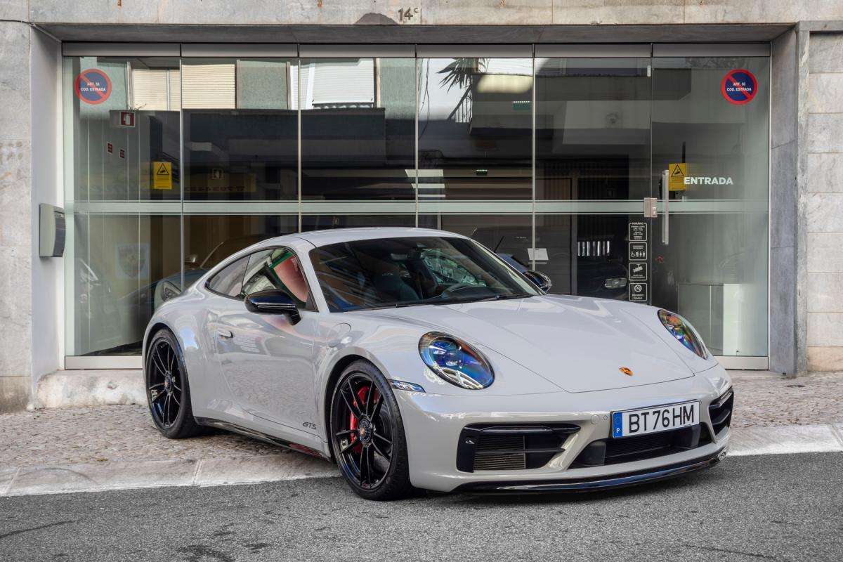 porsche-992-2023-gasolina-2981cc