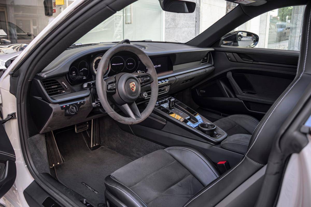 porsche-992-2023-gasolina-2981cc