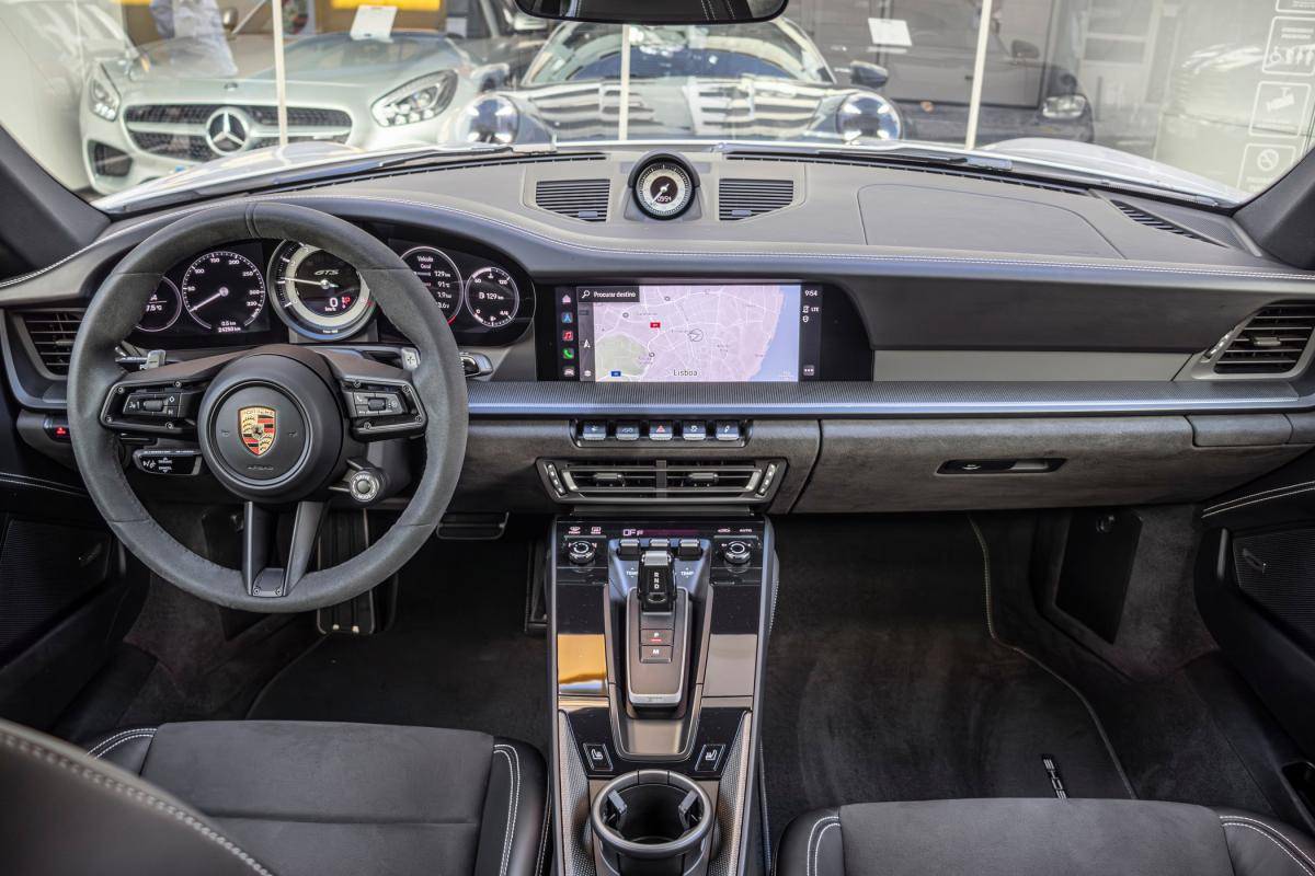 porsche-992-2023-gasolina-2981cc