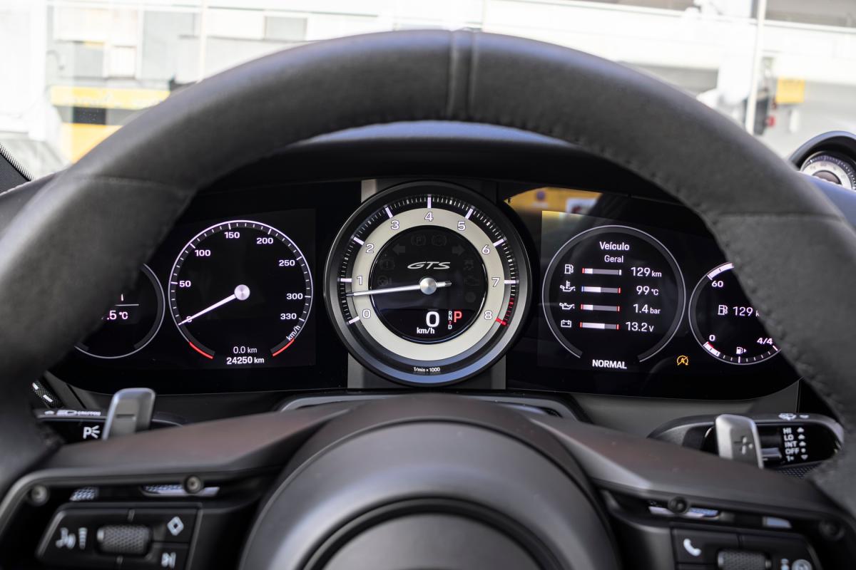 porsche-992-2023-gasolina-2981cc