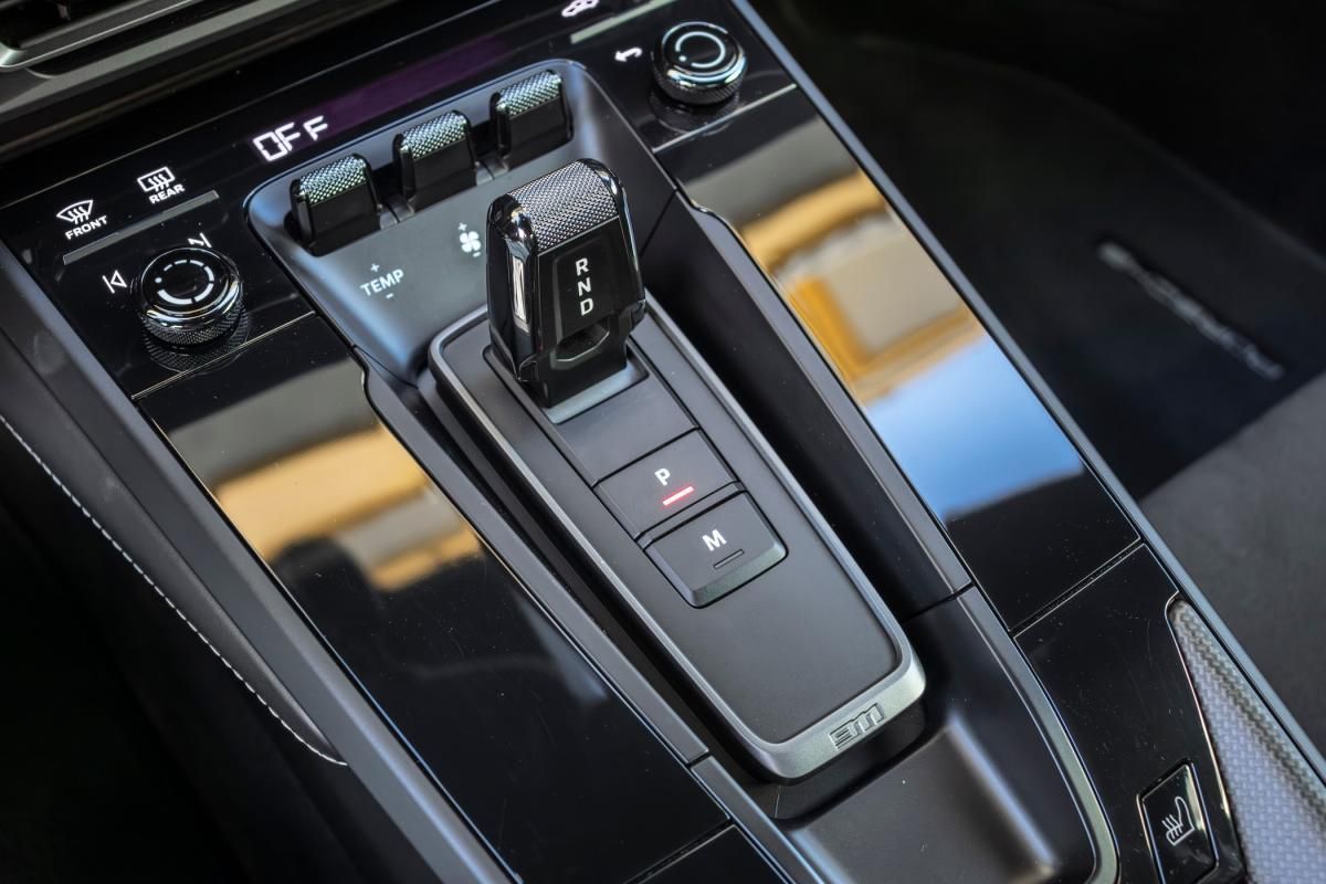 porsche-992-2023-gasolina-2981cc