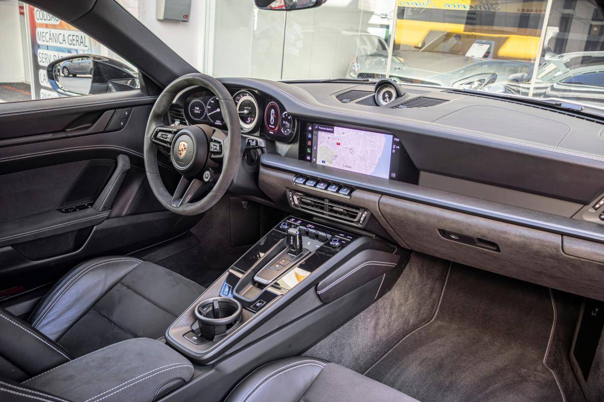 porsche-992-2023-gasolina-2981cc