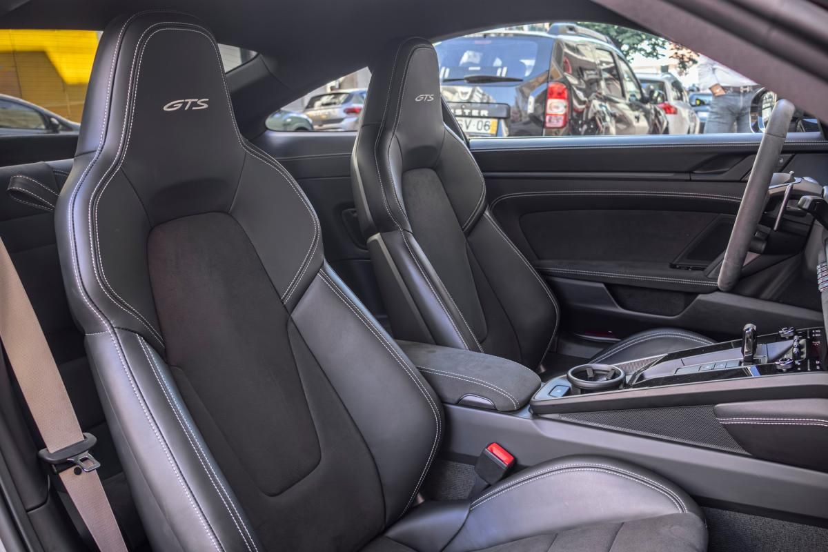 porsche-992-2023-gasolina-2981cc
