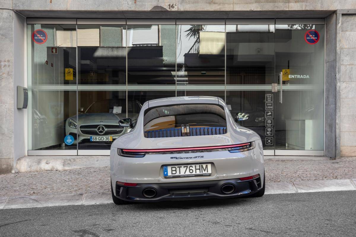 porsche-992-2023-gasolina-2981cc