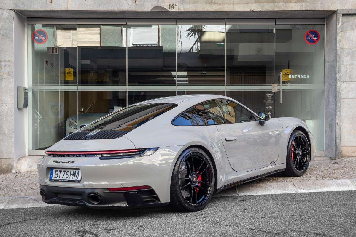 porsche-992-2023-gasolina-2981cc