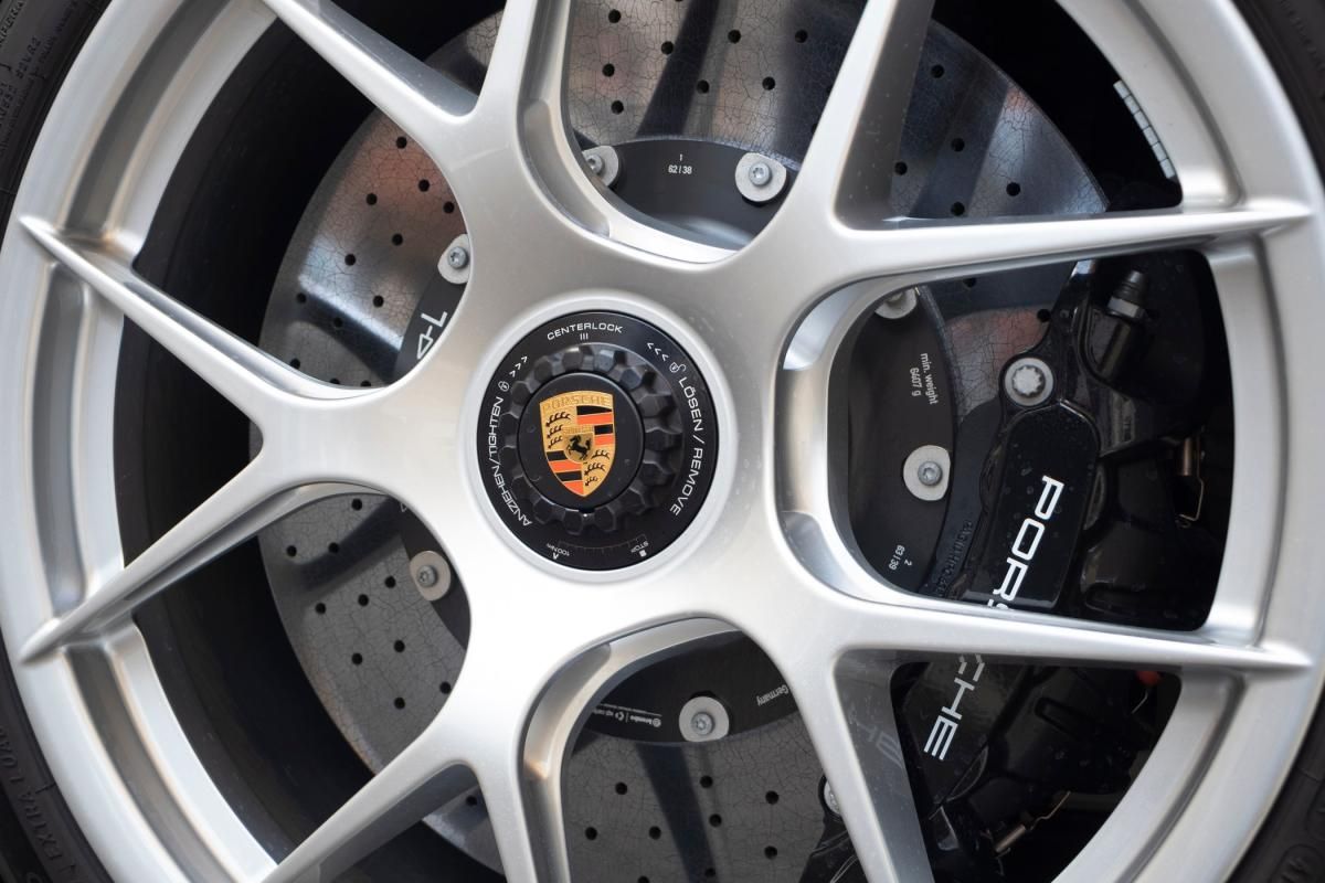 porsche-992-2025-gasolina-3996cc