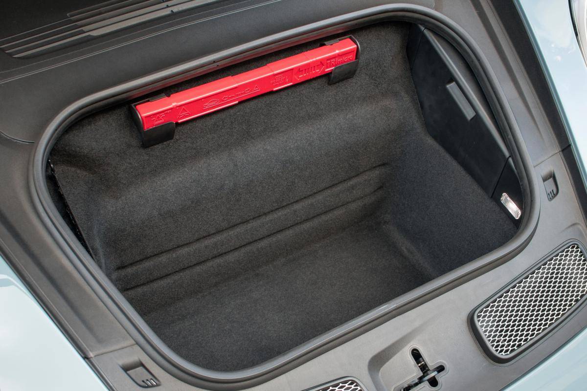 porsche-992-2025-gasolina-3996cc
