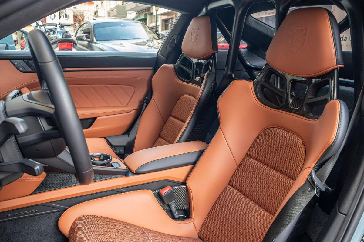 porsche-992-2025-gasolina-3996cc