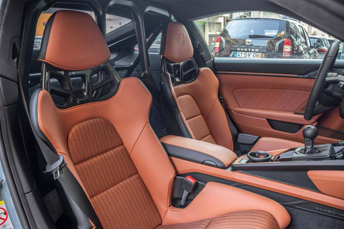 porsche-992-2025-gasolina-3996cc
