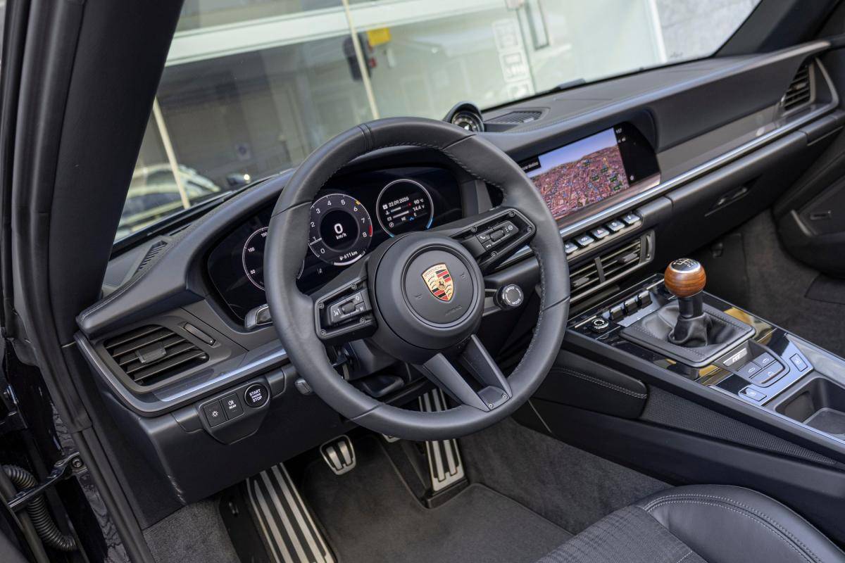 porsche-992-2025-gasolina-2981cc