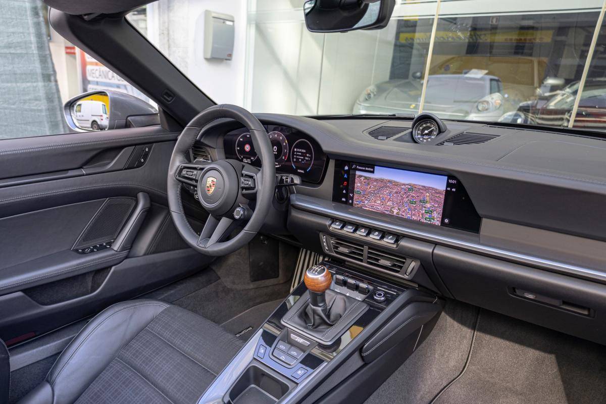 porsche-992-2025-gasolina-2981cc