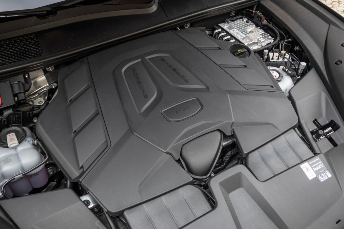 porsche-cayenne-2026-hibrido-a-gasolina-2995cc