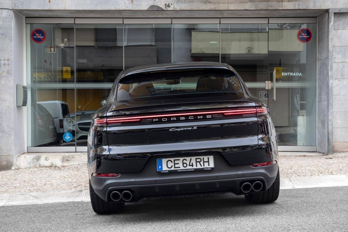 porsche-cayenne-2026-hibrido-a-gasolina-2995cc