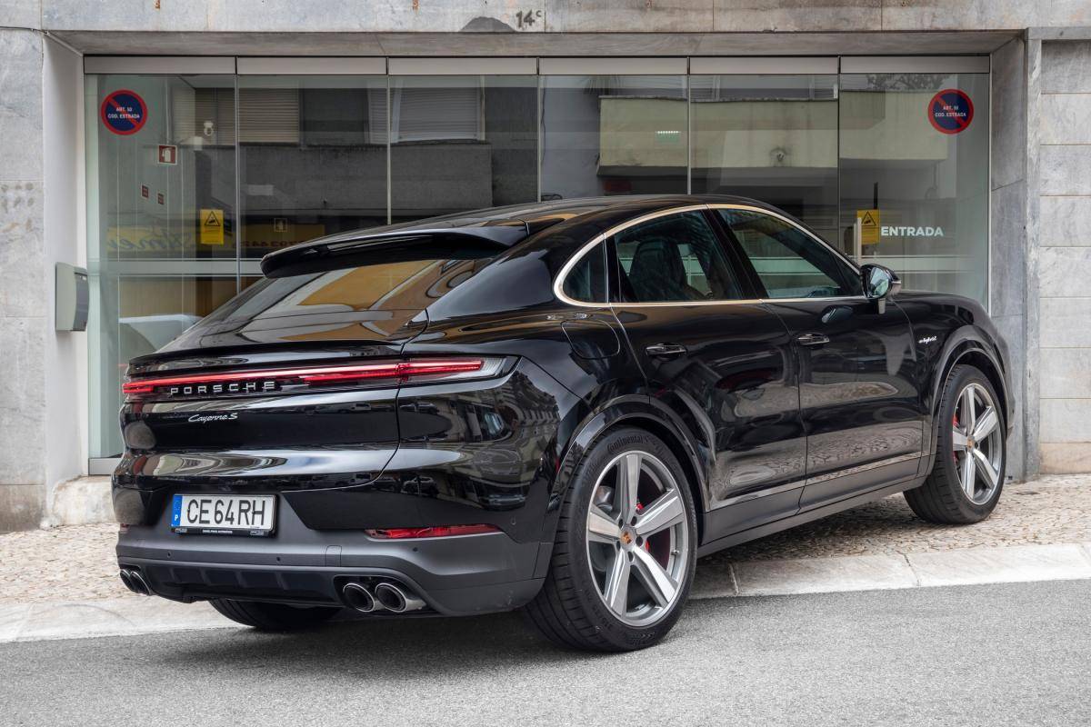 porsche-cayenne-2026-hibrido-a-gasolina-2995cc