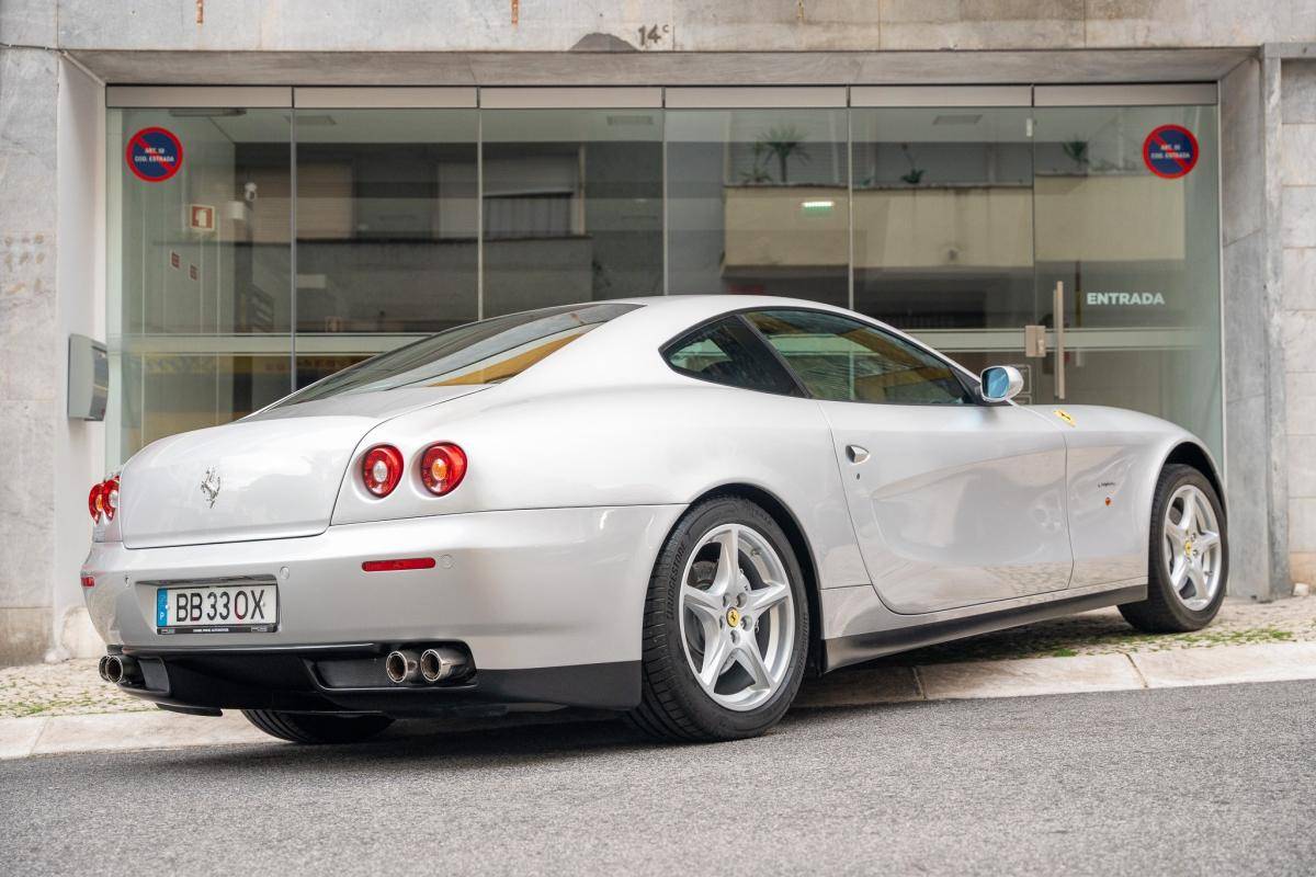 ferrari-612-2005-gasolina-5748cc