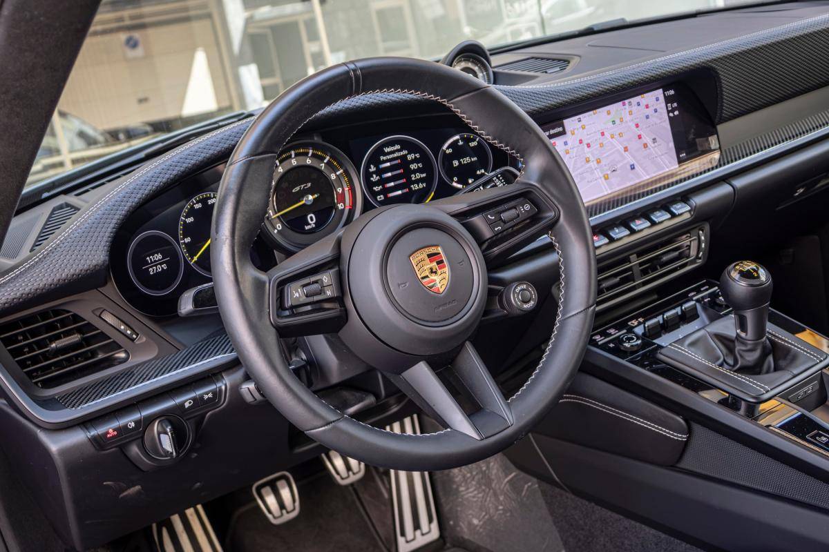 porsche-992-2022-gasolina-3996cc