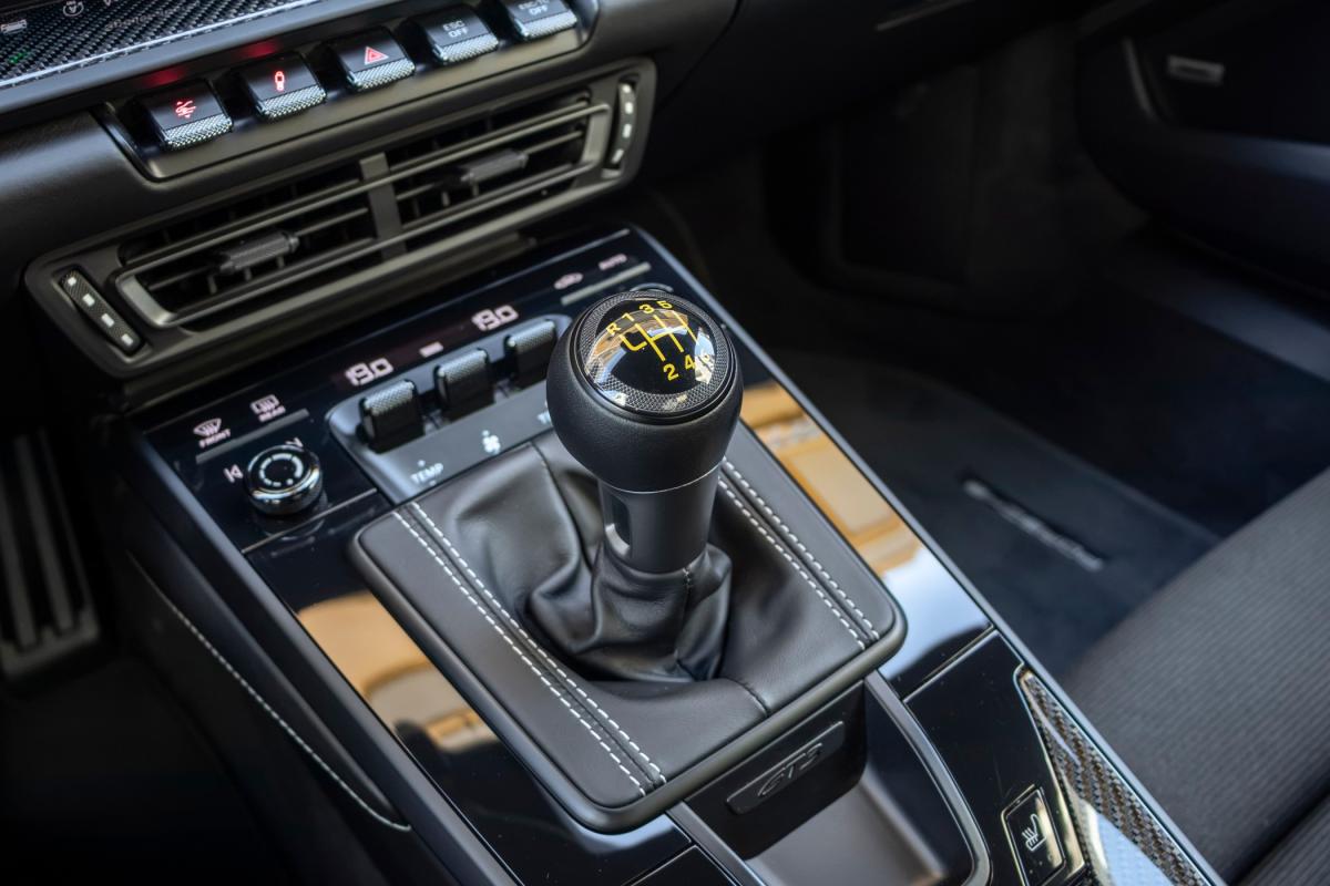 porsche-992-2022-gasolina-3996cc