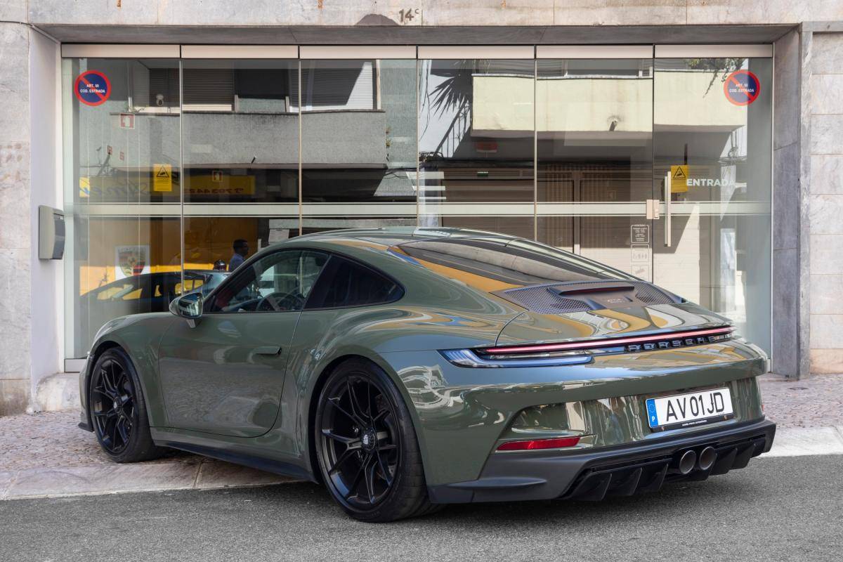 porsche-992-2022-gasolina-3996cc