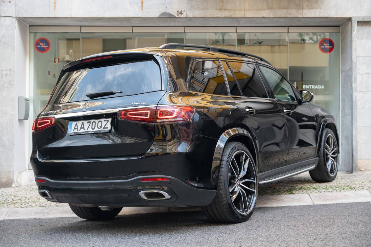 mercedes-benz-gls-2022-diesel-2925cc
