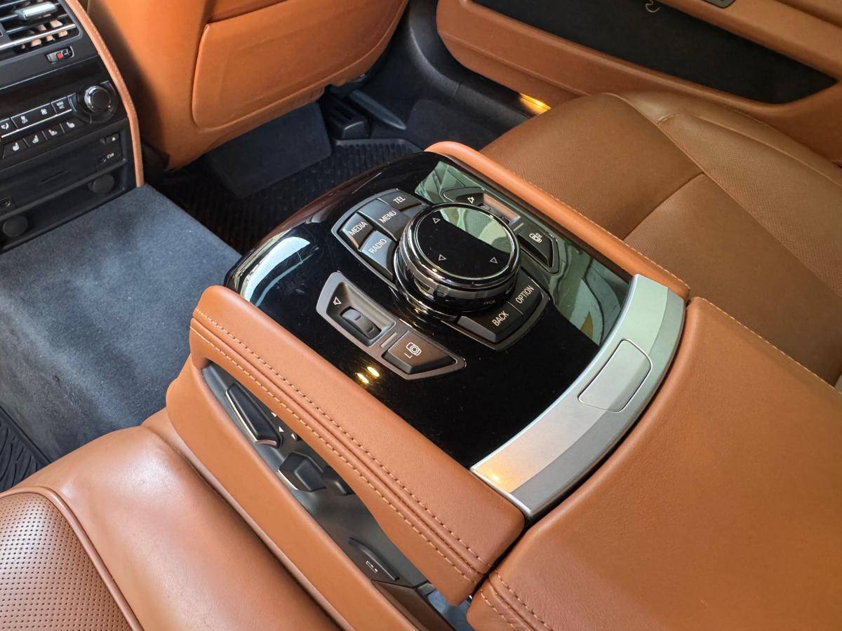bmw-serie-7-2014-gasolina-4395cc