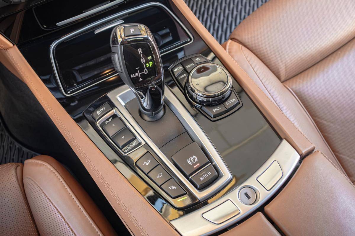 bmw-serie-7-2014-gasolina-4395cc