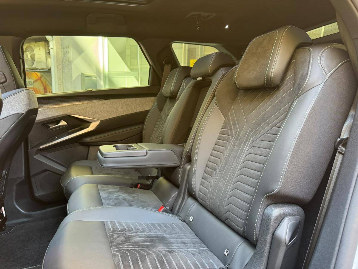 peugeot-5008-2026-hibrido-a-gasolina-1598cc