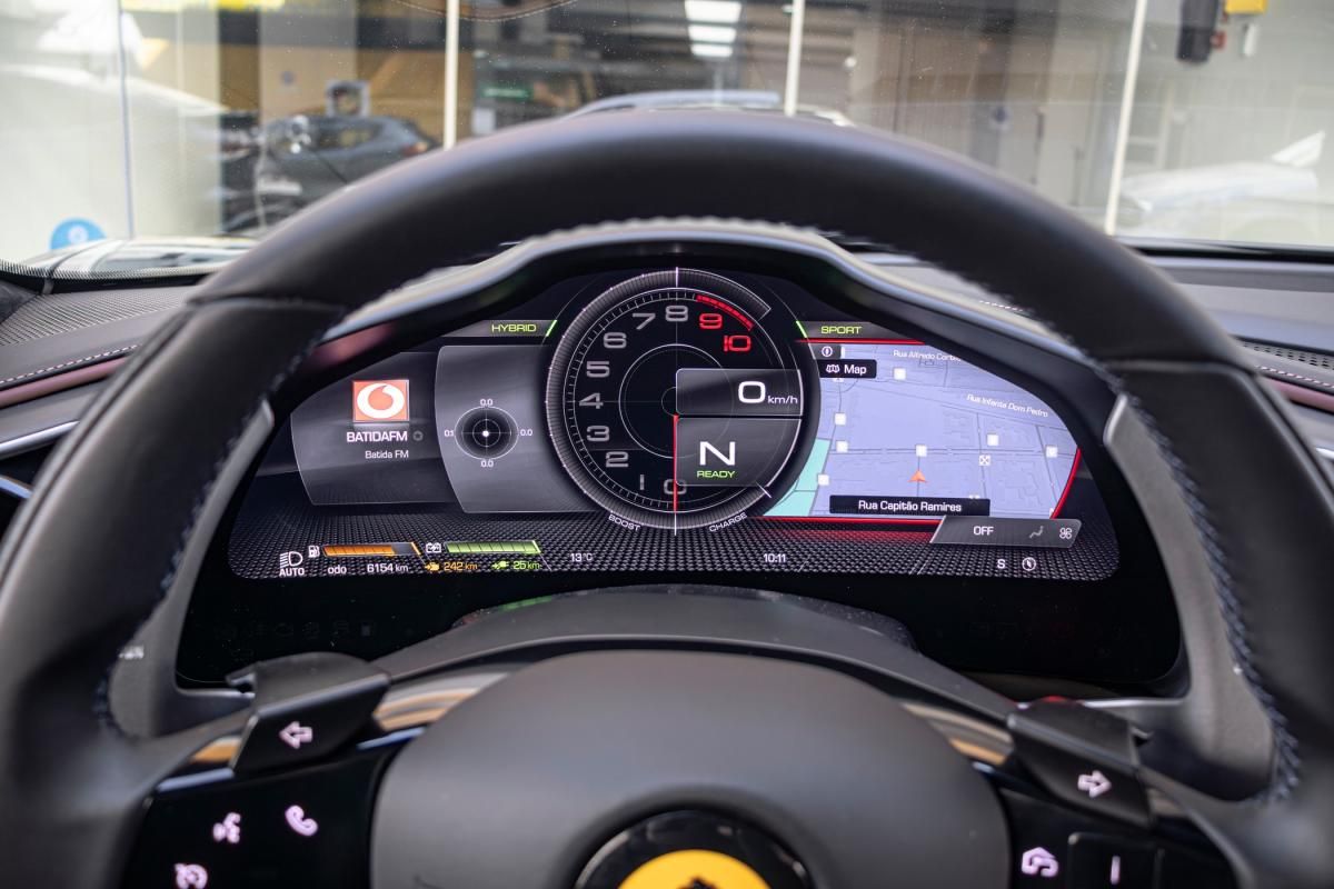 ferrari-296-2023-hibrido-a-gasolina-2992cc