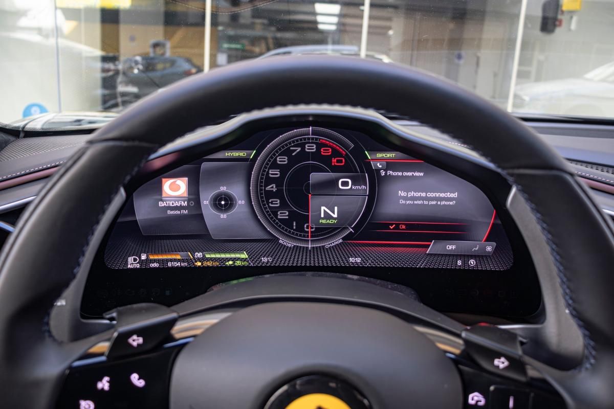 ferrari-296-2023-hibrido-a-gasolina-2992cc
