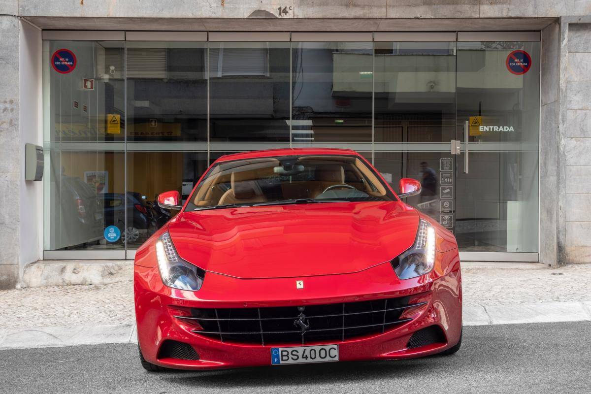 ferrari-ff-2013-gasolina-6262cc