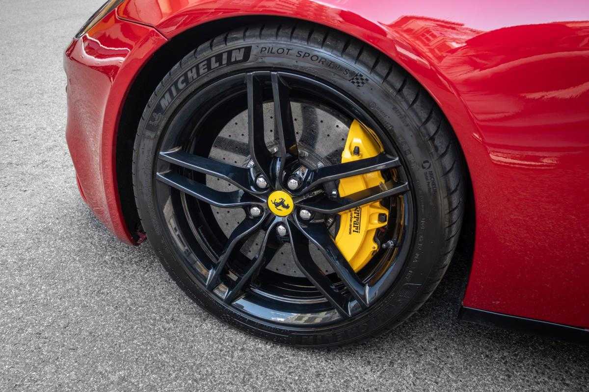 ferrari-ff-2013-gasolina-6262cc