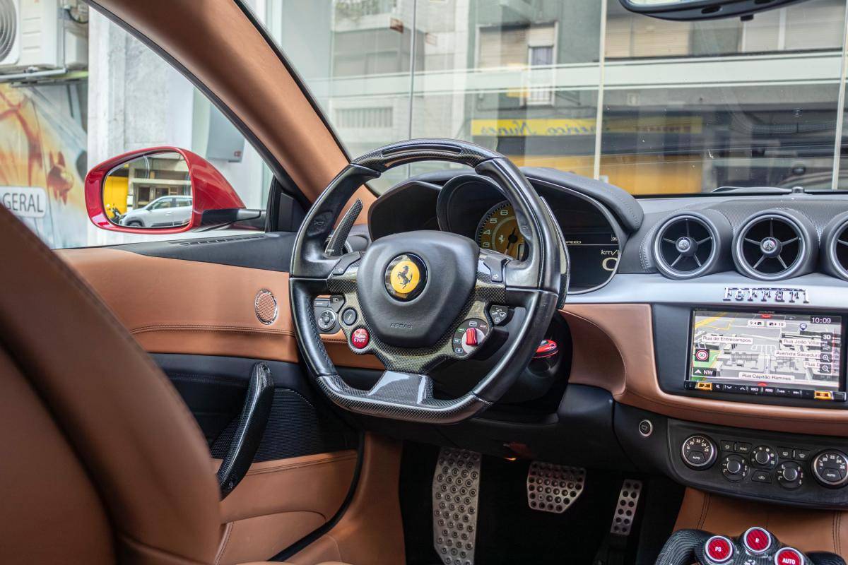 ferrari-ff-2013-gasolina-6262cc