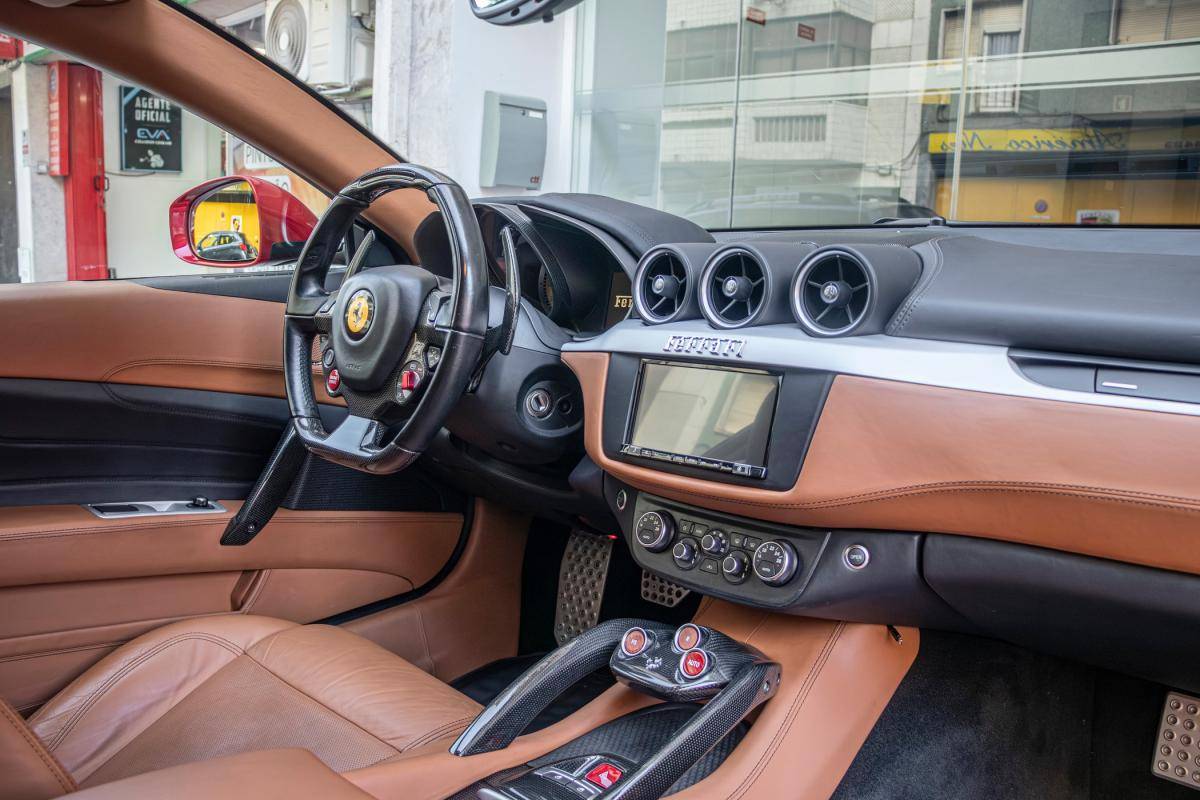 ferrari-ff-2013-gasolina-6262cc