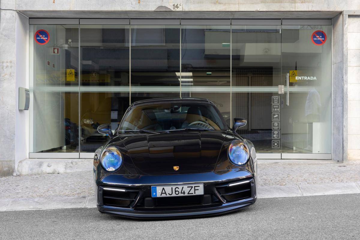 porsche-992-2021-gasolina-2981cc