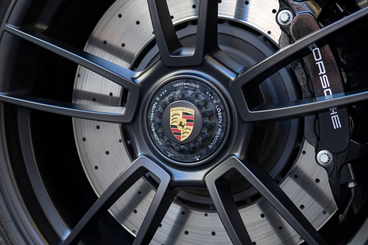 porsche-992-2021-gasolina-2981cc