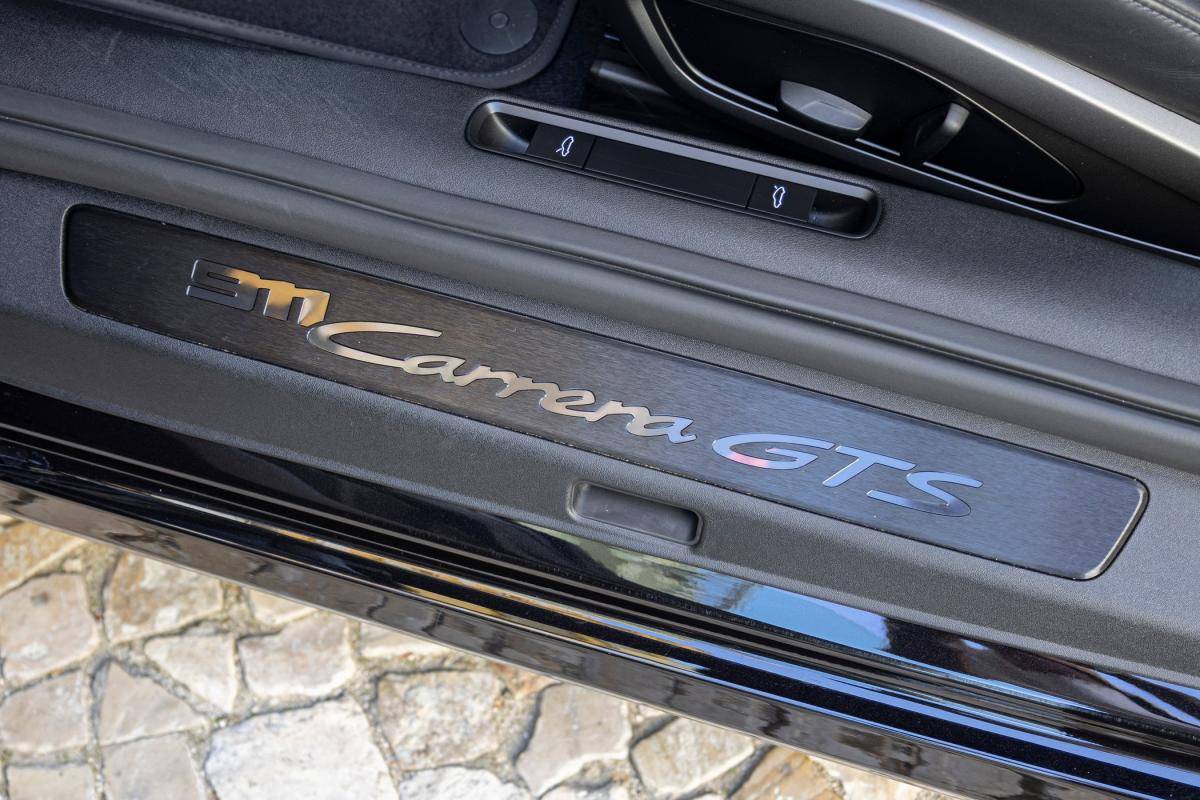 porsche-992-2021-gasolina-2981cc