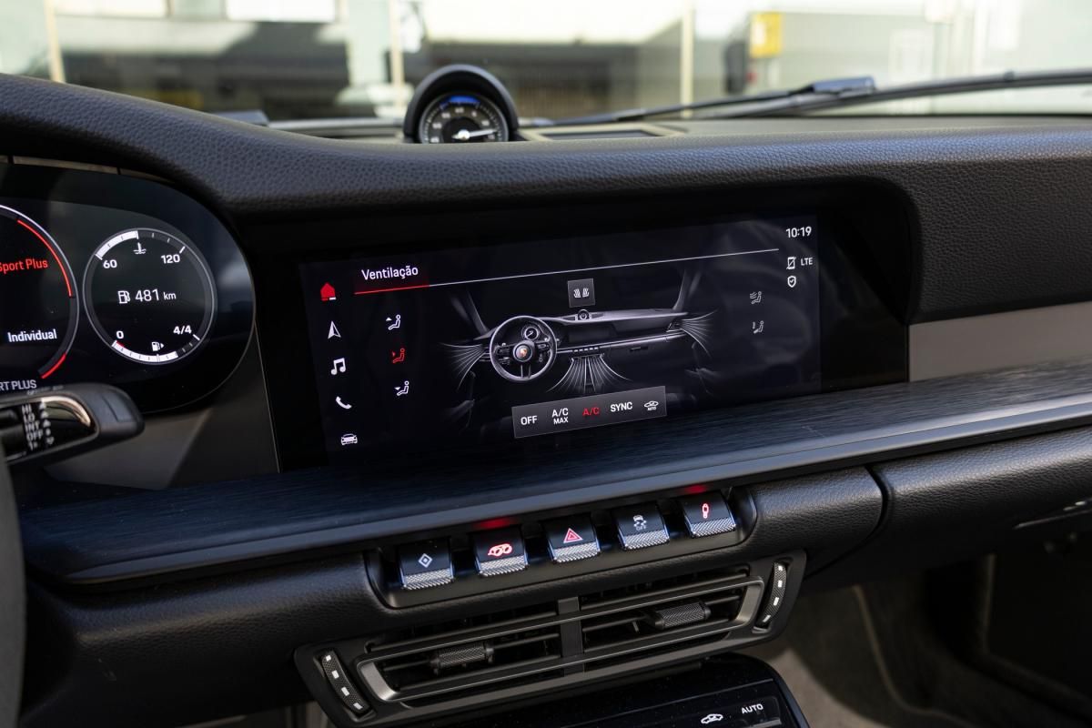 porsche-992-2021-gasolina-2981cc
