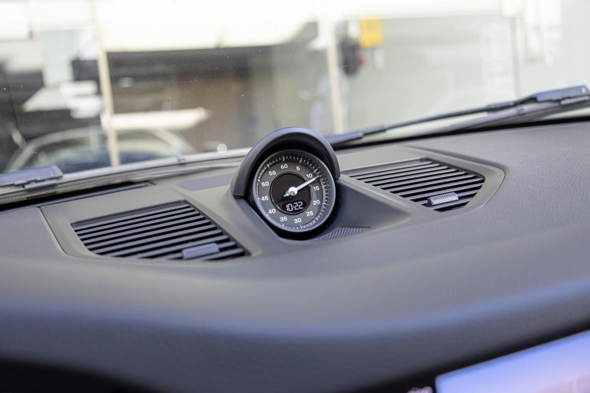 porsche-992-2021-gasolina-2981cc
